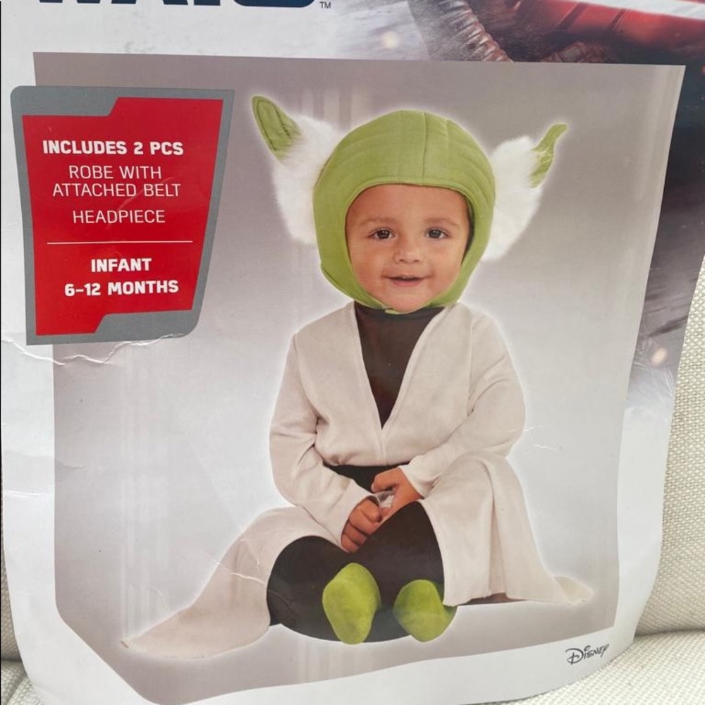 Baby Yoda Halloween Outfit